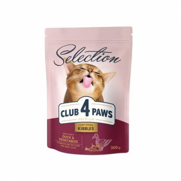 CLUB 4 PAWS PREMIUM "WITH DUCK AND VEGETABLES". СOMPLETE DRY PET FOOD FOR ADULT CATS